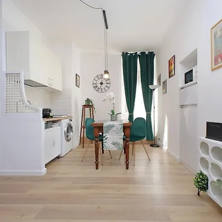 Domus Al Colosseo By Luxury Getaways Rom