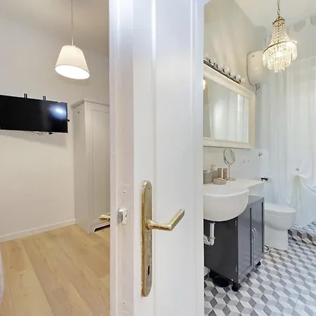 Domus Al Colosseo By Luxury Getaways Apartmán *