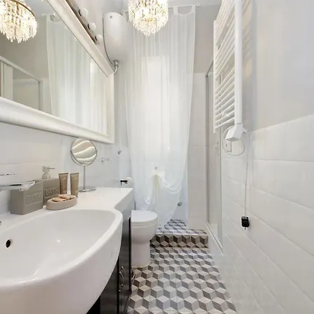 Domus Al Colosseo By Luxury Getaways * Roma